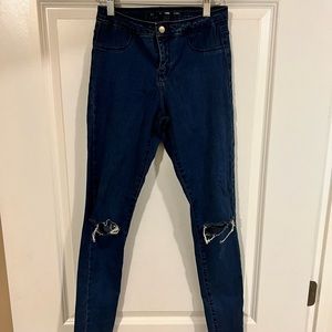 Zara Size 4 Jeggings. False front pockets.